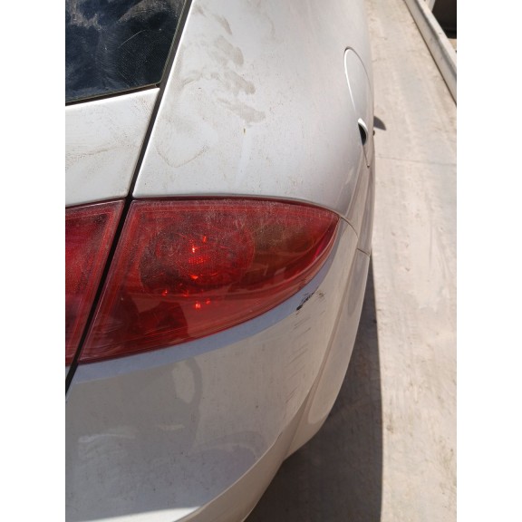 Recambio de piloto trasero derecho para seat leon (1p1) reference referencia OEM IAM   