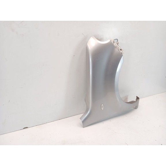 Recambio de aleta delantera derecha para nissan cube (z12) 1.6 16v referencia OEM IAM F31001FAMA  