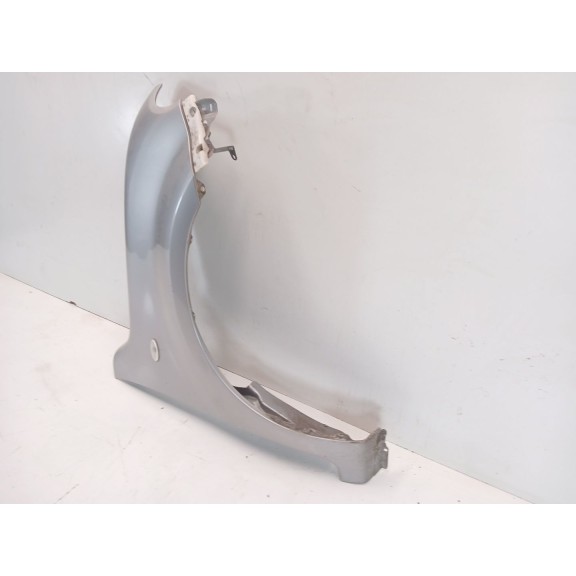 Recambio de aleta delantera derecha para nissan cube (z12) 1.6 16v referencia OEM IAM F31001FAMA  