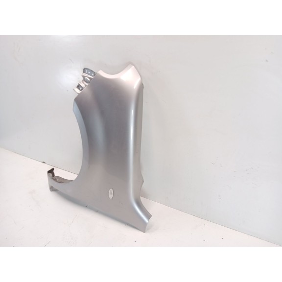 Recambio de aleta delantera izquierda para nissan cube (z12) 1.6 16v referencia OEM IAM F31011FAMA  