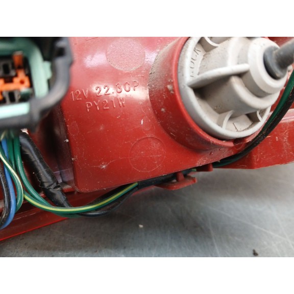 Recambio de piloto trasero derecho para nissan cube (z12) 1.6 16v referencia OEM IAM   