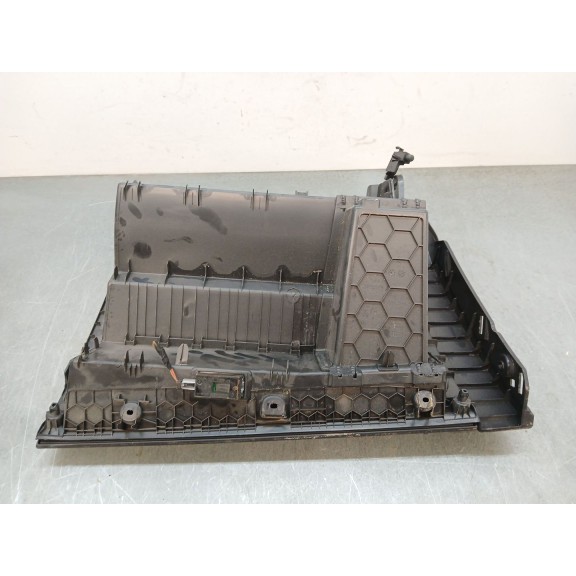 Recambio de guantera para seat leon (kl1, klg) 2.0 tdi referencia OEM IAM 5FB857563A  