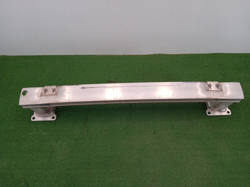 Recambio de refuerzo paragolpes delantero para citroën c3 picasso exclusive referencia OEM IAM 9685499180  