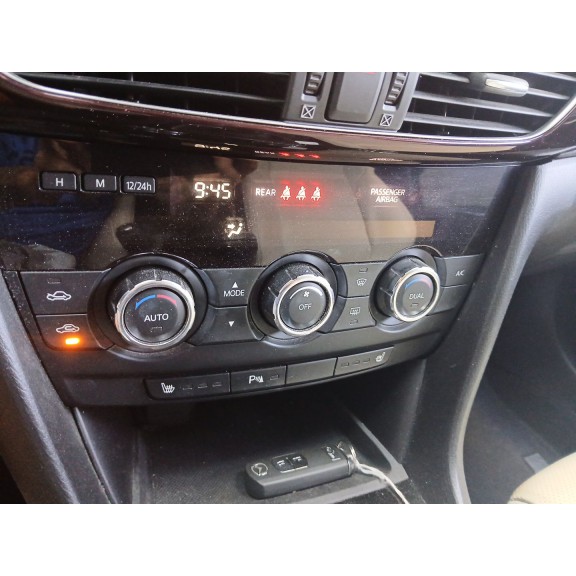 Recambio de mando climatizador para mazda 6 station wagon (gj, gl) 2.2 d referencia OEM IAM   
