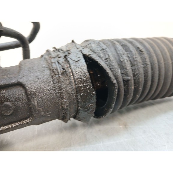 Recambio de cremallera direccion para ssangyong rodius i 2.7 xdi referencia OEM IAM 4650021003  