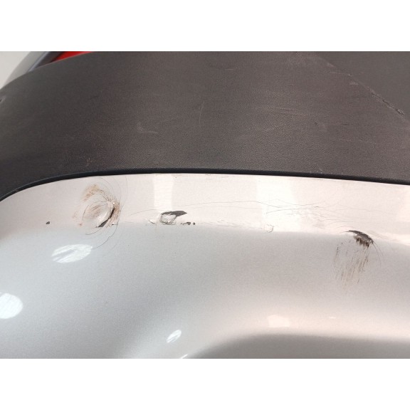 Recambio de paragolpes trasero para volvo v40 hatchback (525) d2 referencia OEM IAM   