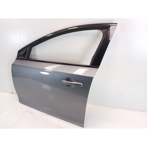 Recambio de puerta delantera izquierda para volvo v40 hatchback (525) d2 referencia OEM IAM 32321018  