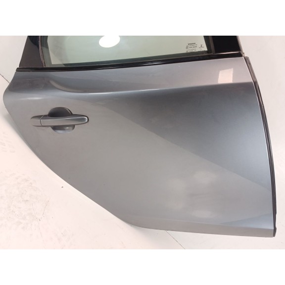 Recambio de puerta trasera derecha para volvo v40 hatchback (525) d2 referencia OEM IAM 32351000  