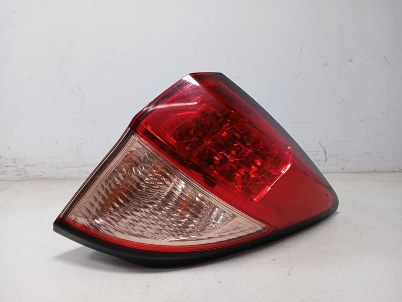 Recambio de piloto trasero derecho para honda hr-v (ru) 1.5 (ru1) referencia OEM IAM 22018085  