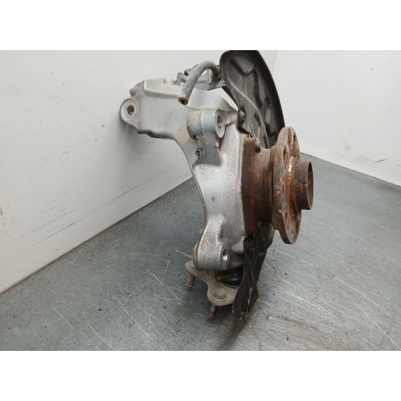 Recambio de mangueta delantera izquierda para volkswagen tiguan advance bmt referencia OEM IAM 5Q04072257C  