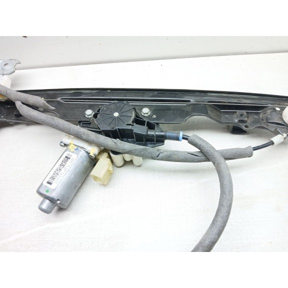 Recambio de elevalunas delantero derecho para jeep commander 3.0 v6 crd limited referencia OEM IAM 55396480ah  