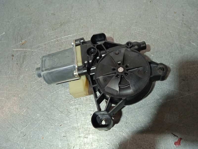 Recambio de motor elevalunas delantero izquierdo para seat leon (5f1) style referencia OEM IAM 5Q0959801B 2 PINES 