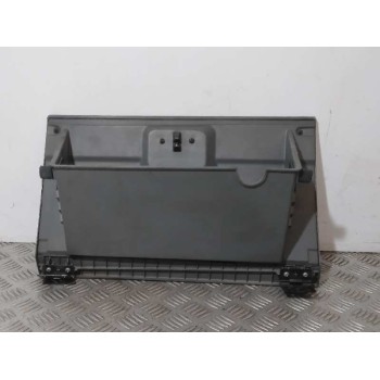 Recambio de guantera para ssangyong rodius 2.7 turbodiesel cat referencia OEM IAM 7770021000  