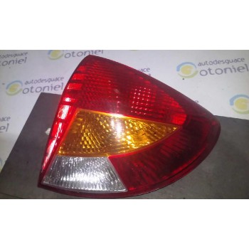 PILOTO TRASERO DERECHO 5P