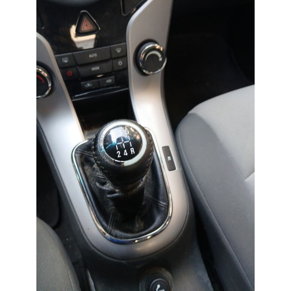 Recambio de caja cambios para chevrolet cruze (j300) 2.0 cdi referencia OEM IAM   