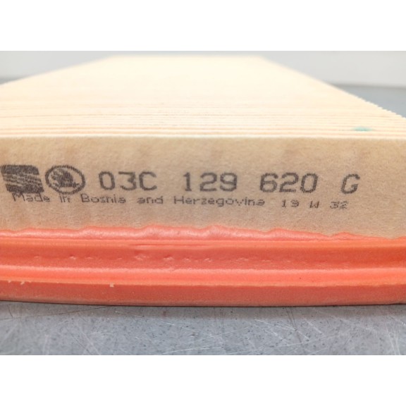 Recambio de filtro aire para volkswagen golf v (1k1) 1.4 fsi referencia OEM IAM 03C129620G  