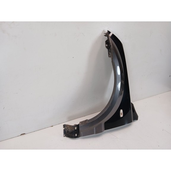 Recambio de aleta delantera izquierda para kia sorento i (jc) 2.5 crdi referencia OEM IAM 663113E141  