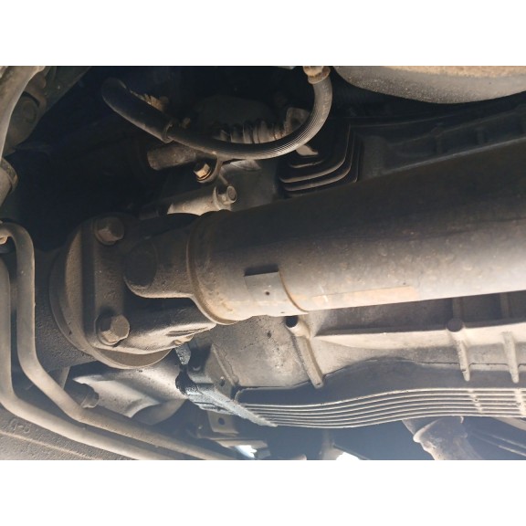 Recambio de transmision central delantera para kia sorento i (jc) 2.5 crdi referencia OEM IAM   