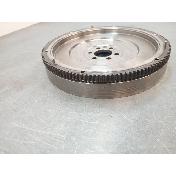 Recambio de volante motor para volkswagen golf iv (1j1) 1.9 tdi referencia OEM IAM 04B105269  