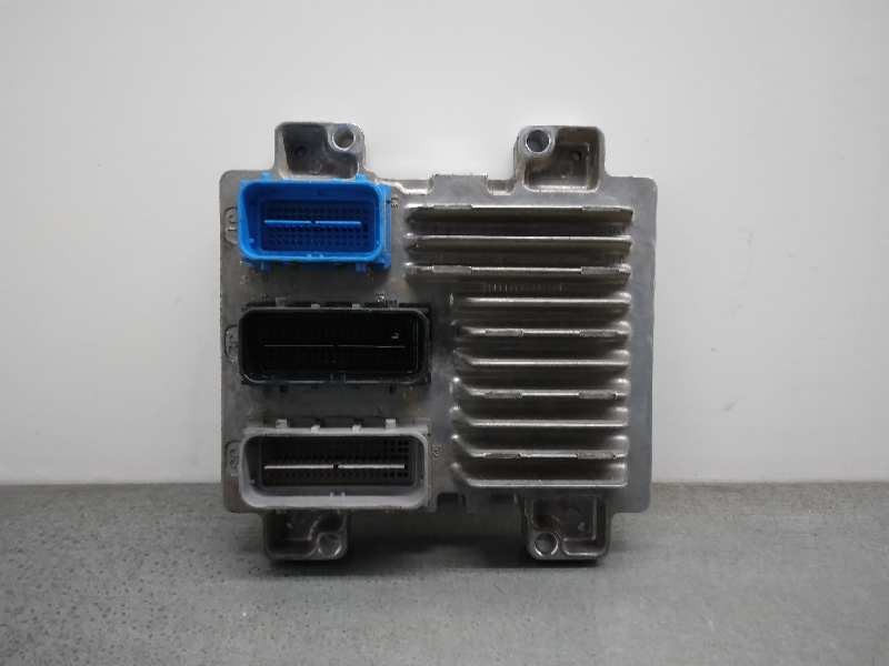 Recambio de centralita motor uce para opel astra j lim. cosmo referencia OEM IAM 12644081  