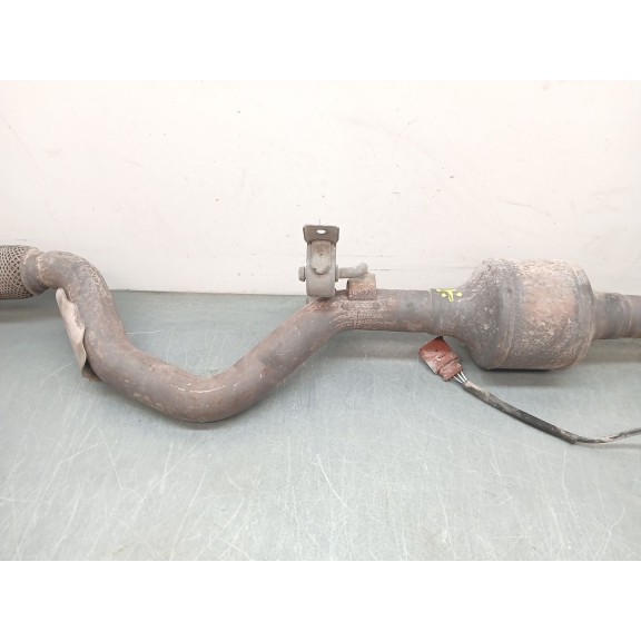 Recambio de catalizador para seat leon (1m1) 1.6 16 v referencia OEM IAM 6X0151701B  