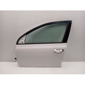 Recambio de puerta delantera izquierda para volkswagen golf vi (5k1) 1.6 tdi referencia OEM IAM 1K5831105F  
