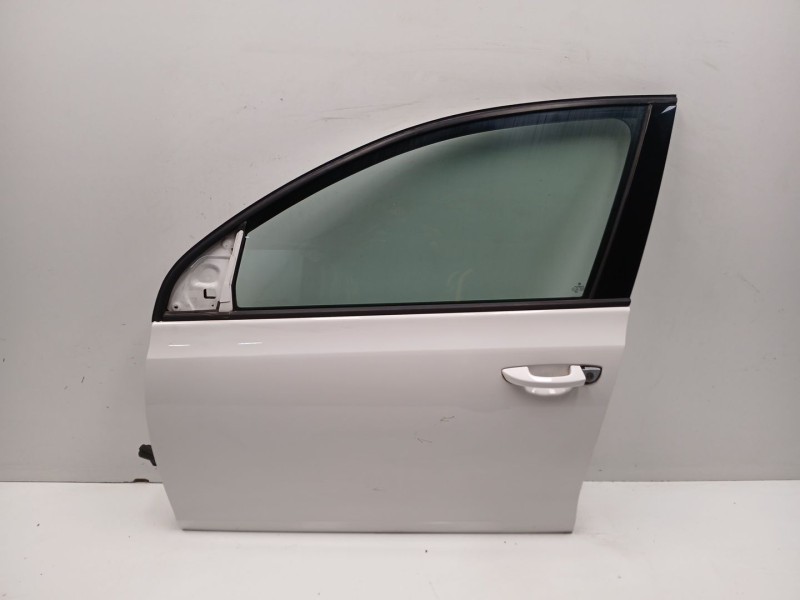Recambio de puerta delantera izquierda para volkswagen golf vi (5k1) 1.6 tdi referencia OEM IAM 1K5831105F  