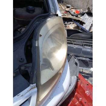 Recambio de faro izquierdo para nissan primastar furgoneta (x83) 2.0 dci 115 referencia OEM IAM 8200701354  93859829