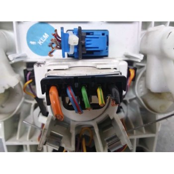 Recambio de mando calefaccion / aire acondicionado para opel combo d kasten l2h1 2,4t referencia OEM IAM 735498657  