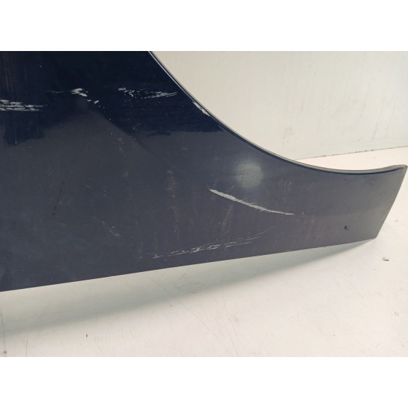 Recambio de aleta delantera derecha para citroën c4 picasso referencia OEM IAM  TIENE VARIOS GOLPES 