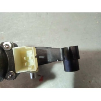 Recambio de motor elevalunas delantero izquierdo para seat leon (5f1) style referencia OEM IAM 5Q0959801B 2 PINES 