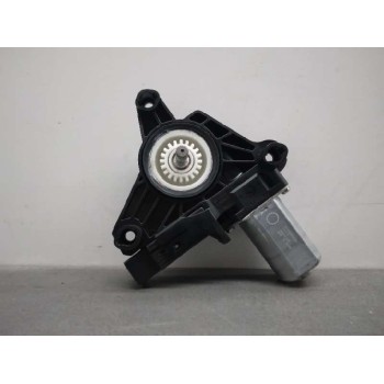 Recambio de motor elevalunas trasero derecho para volvo v40 kinetic referencia OEM IAM A2469063200 6 PINES 968741101