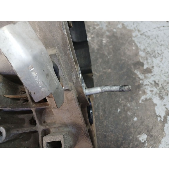 Recambio de caja cambios para dacia sandero ii tce 90 (b8m1, b8ma) referencia OEM IAM JH3336  