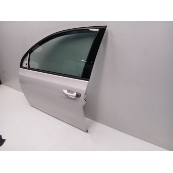 Recambio de puerta delantera izquierda para volkswagen golf vi (5k1) 1.6 tdi referencia OEM IAM 1K5831105F  