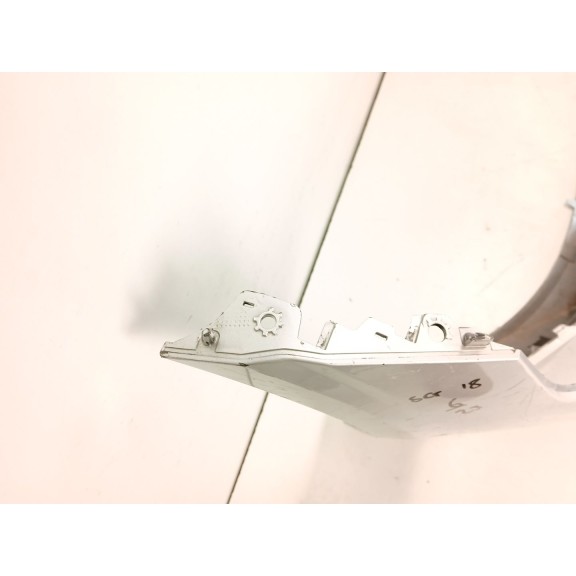 Recambio de paragolpes delantero para volvo v60 i (155) d5 hybrid awd referencia OEM IAM 31690530  