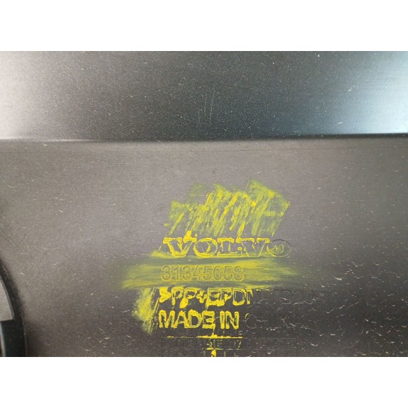 Recambio de paragolpes delantero para volvo ex30 ex30 referencia OEM IAM 31345658  