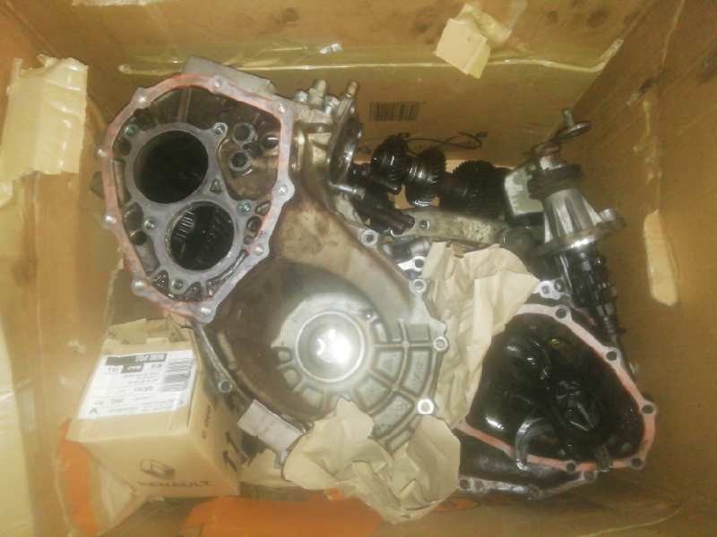 Recambio de caja casco para toyota avensis berlina (t25) 1.8 16v cat referencia OEM IAM   