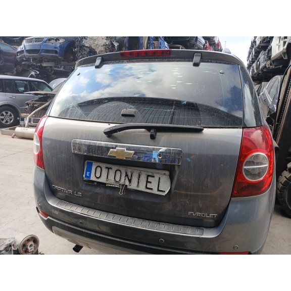 Recambio de porton trasero para chevrolet captiva 2.0 diesel cat referencia OEM IAM   