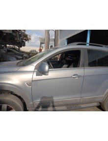 Recambio de puerta delantera izquierda para chevrolet captiva 2.0 diesel cat referencia OEM IAM   
