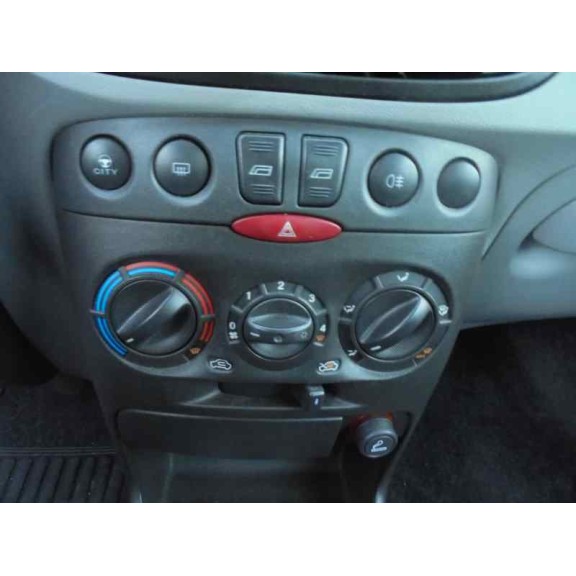 fiat punto berlina (188) del año 2002