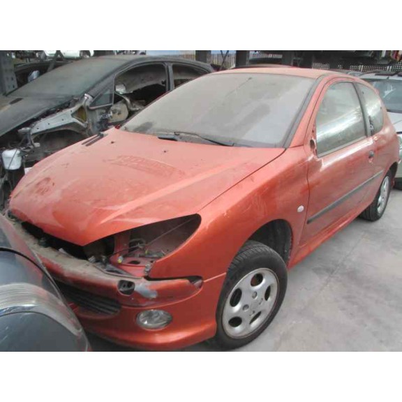 peugeot 206 berlina del año 2001