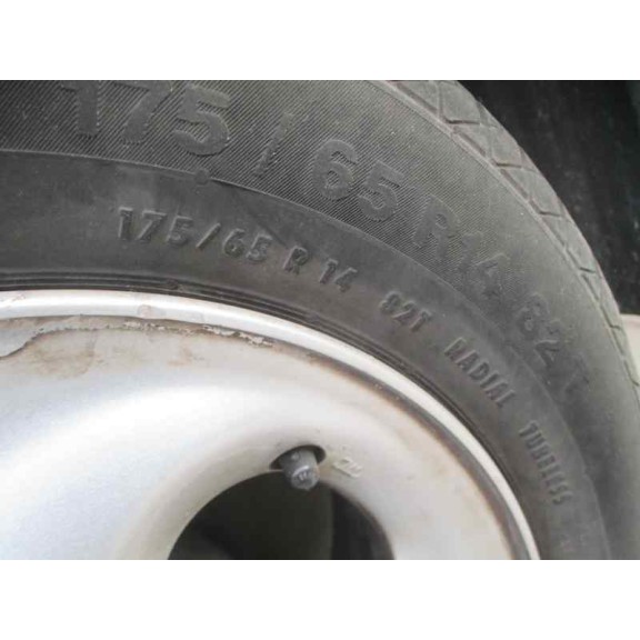 peugeot 206 berlina del año 2001