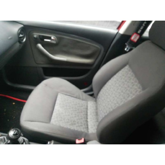 seat ibiza (6l1) del año 2006