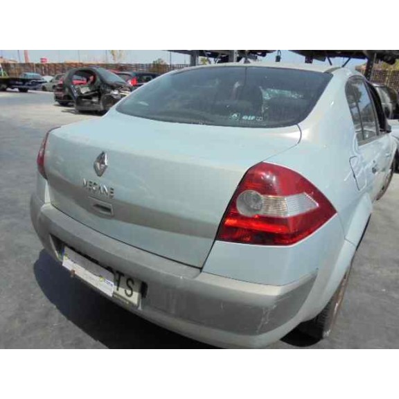 renault megane ii classic berlina del año 2004