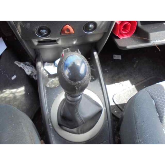 renault megane ii classic berlina del año 2004