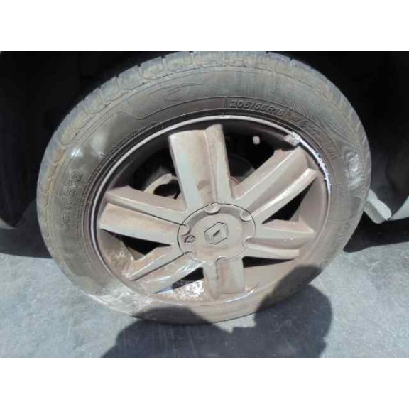 renault megane ii classic berlina del año 2004