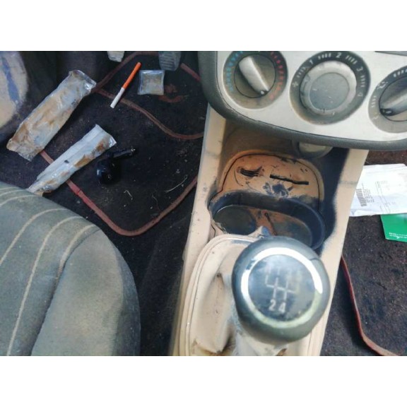 opel corsa d del año 2009