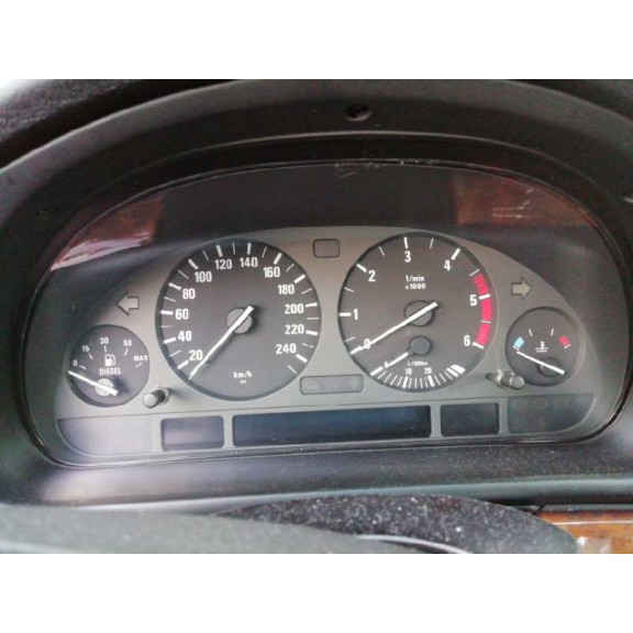 bmw serie 5 berlina (e39) del año 2004