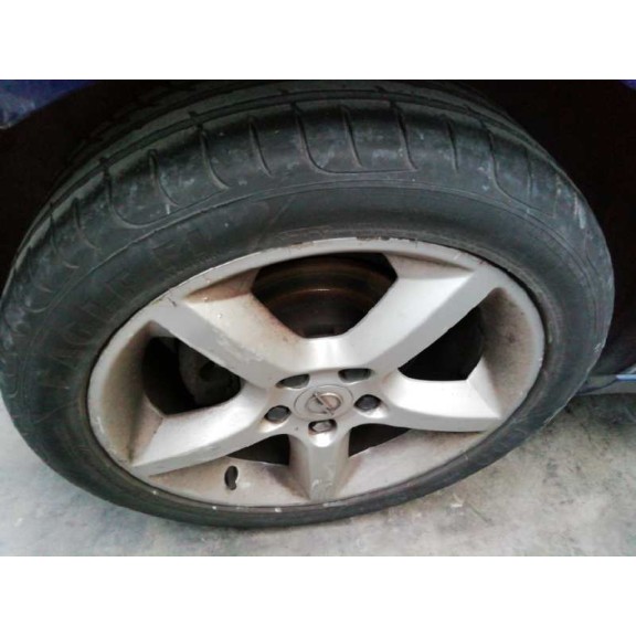 opel astra gtc del año 2005