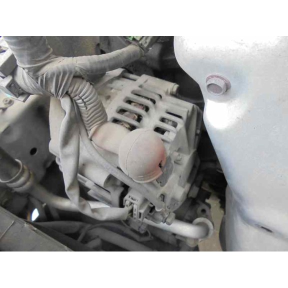 nissan primera berlina (p11) del año 2000